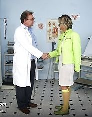 Vanda having fun during gyno doctor visit
